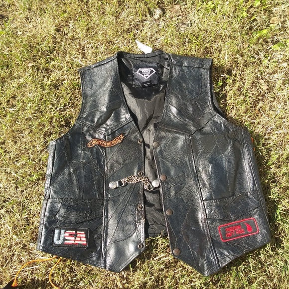 Diamond Plate Buffalo Leather Vest - Picture 1 of 2